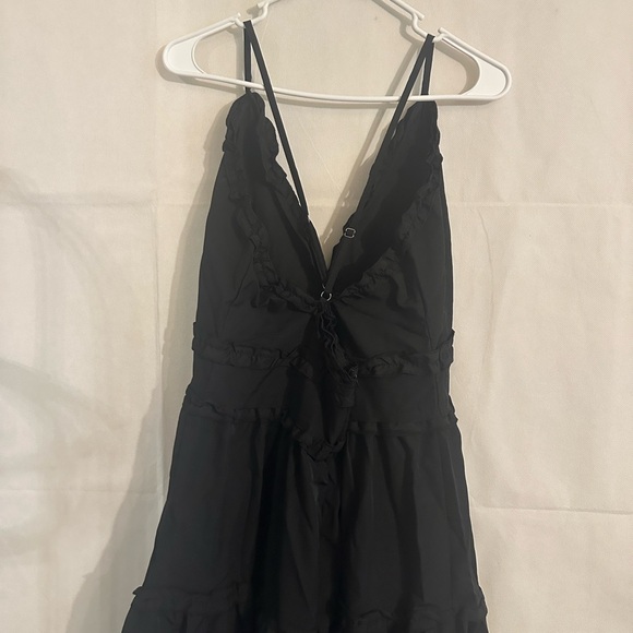 Black Dress with V Neck Ruffled Hem and Spaghetti Straps - Picture 5 of 7